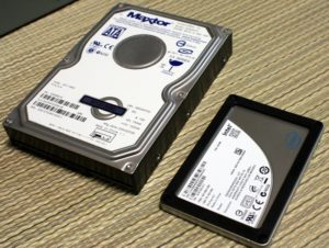 Магнітний диск (HDD) і твердотільний носій (SSD)
